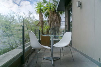 Comfy Kew Apartments - Accommodation Kalgoorlie 0