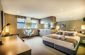 Comfy Kew Apartments - Accommodation Kalgoorlie 12