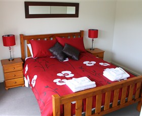 Mirramar House - Accommodation Kalgoorlie 0