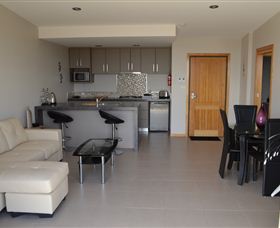 Rocky Cape Retreat - Accommodation Kalgoorlie 1