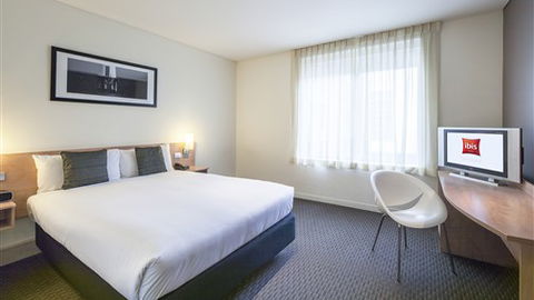 Ibis Melbourne Hotel And Apartments - Accommodation Kalgoorlie 0