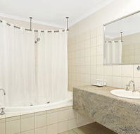 Quality Inn  Suites The Menzies - Accommodation Kalgoorlie