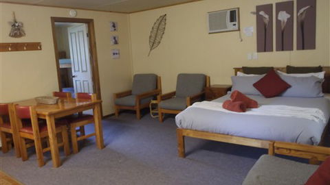 Fernleigh Farmstay & Bike Park - Accommodation Kalgoorlie 3