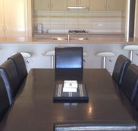 Anchorage by the Lake - Accommodation Kalgoorlie