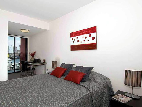 Apartments@Docklands - Accommodation Kalgoorlie 1