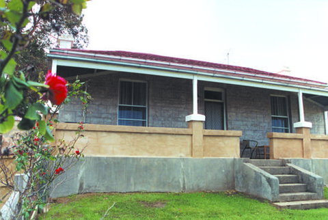 Limestone View (Naracoorte Cottages) - Accommodation Kalgoorlie 0