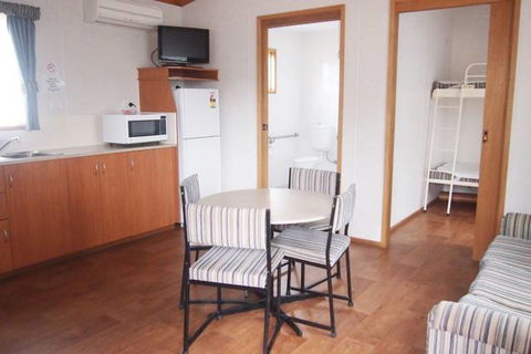 Riverton Caravan Park - Accommodation Kalgoorlie 2