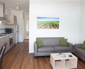 Perth Vineyards Holiday Park - Aspen Parks - Accommodation Kalgoorlie 1