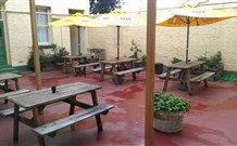 Royal Mail Hotel Braidwood - Braidwood - Accommodation Kalgoorlie 3
