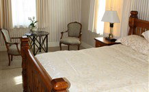 The Bank House - Accommodation Kalgoorlie 2