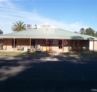 Dog N Bull - Accommodation Kalgoorlie
