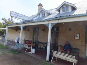 Marshall McMahon Inn - Accommodation Kalgoorlie 0