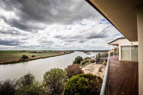 River Shack Rentals - Living The Dream - Accommodation Kalgoorlie 26