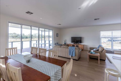 River Shack Rentals - Living The Dream - Accommodation Kalgoorlie 112