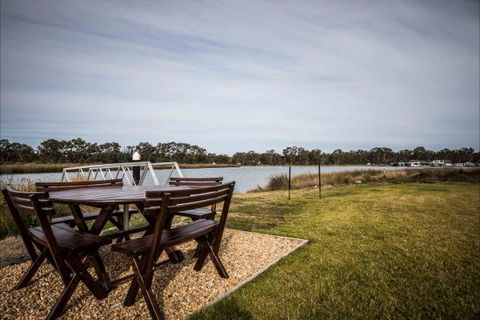 River Shack Rentals - Living The Dream - Accommodation Kalgoorlie 116