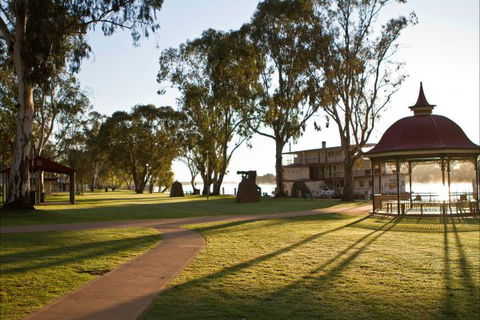 River Shack Rentals - Living The Dream - Accommodation Kalgoorlie 80