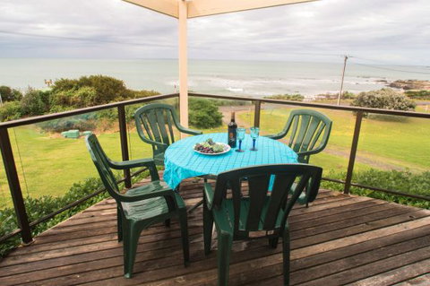 Norfolks - Accommodation Kalgoorlie 8