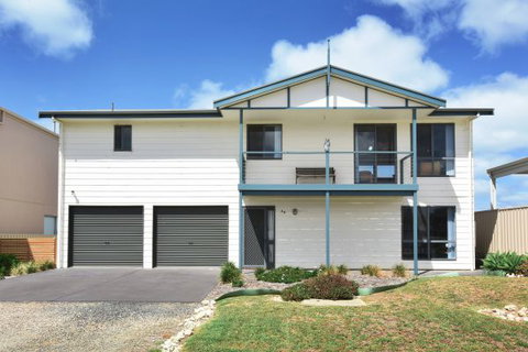 Ambergris - Accommodation Kalgoorlie 0