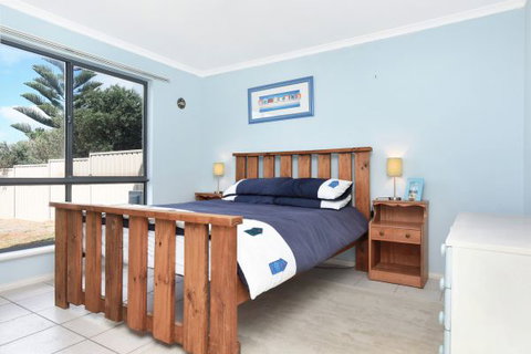 Ambergris - Accommodation Kalgoorlie 6