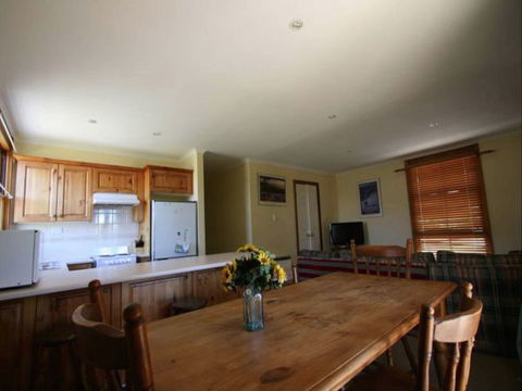 Edelweiss Hutte - Accommodation Kalgoorlie 8