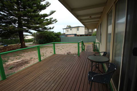 LJ Hooker Goolwa Holiday Rentals - 42 Underwood Avenue, Goolwa Beach - Accommodation Kalgoorlie 15