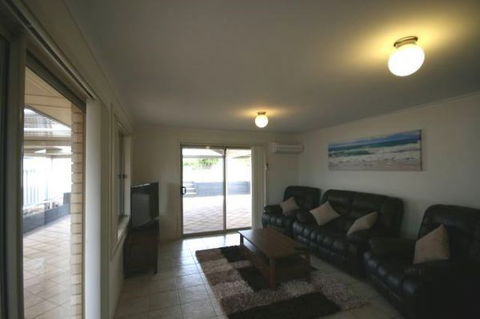 LJ Hooker Goolwa Holiday Rentals - 42 Underwood Avenue, Goolwa Beach - Accommodation Kalgoorlie 22