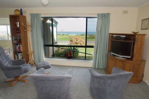 Beach Point - Accommodation Kalgoorlie 0