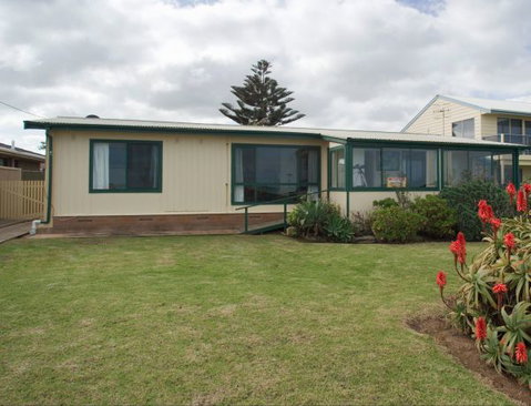 Beach Point - Accommodation Kalgoorlie 1