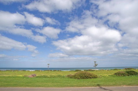 Beach Point - Accommodation Kalgoorlie 8