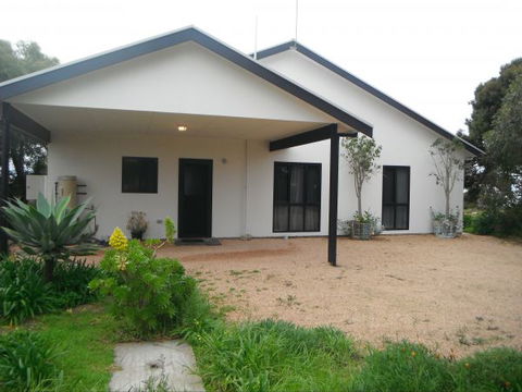 Read's Retreat - Accommodation Kalgoorlie 2