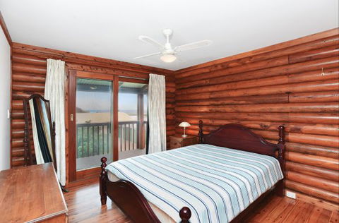 Sam's - Accommodation Kalgoorlie 5