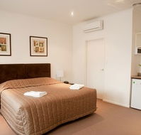The Manna of Hahndorf - Accommodation Kalgoorlie