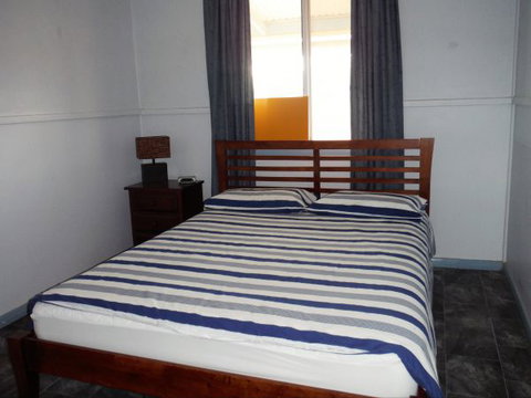 Wallaroo Waves - Accommodation Kalgoorlie 3