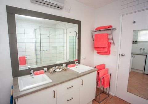 Arlingtons Accommodation - Accommodation Kalgoorlie 2