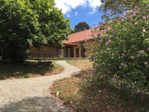 Ballaratprimavera - Accommodation Kalgoorlie 2