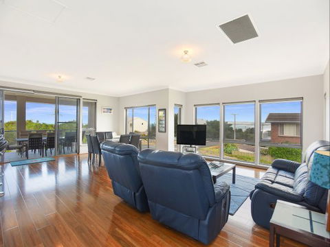 BEAUMONT HOUSE - Accommodation Kalgoorlie 3