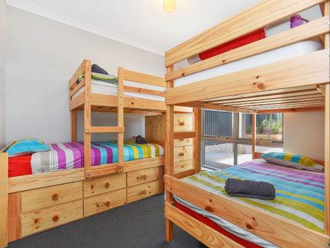 BEAUMONT HOUSE - Accommodation Kalgoorlie 7