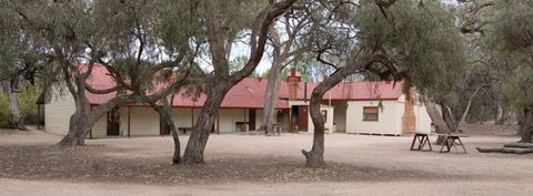 Chowilla Station Shearer's Quarters Accommodation - Accommodation Kalgoorlie 0