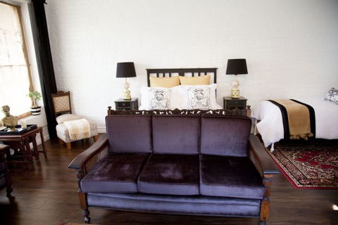 Chiltern Cottage And Indigo Suite - Accommodation Kalgoorlie 5
