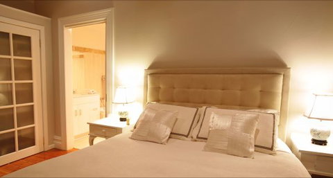 Fairbank House - Accommodation Kalgoorlie 1
