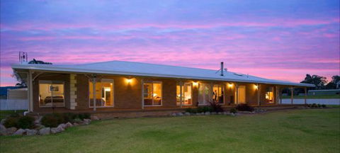 Pokolbin Farm Stay - Accommodation Kalgoorlie 1