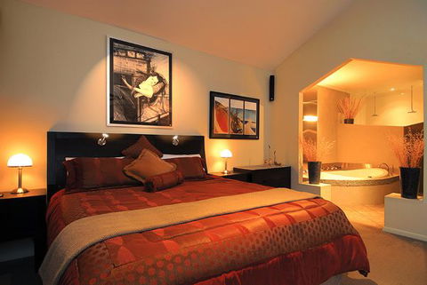 Riverview Rise Retreats - Accommodation Kalgoorlie 0
