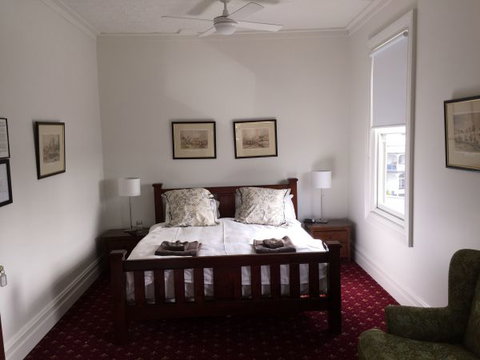 The Corner Hotel Alexandra - Accommodation Kalgoorlie 0