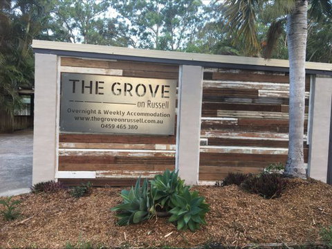 The Grove On Russell - Accommodation Kalgoorlie 0