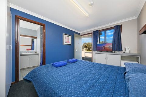 Border Village Roadhouse - Accommodation Kalgoorlie 6