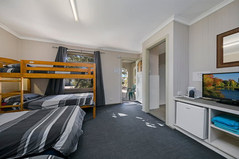 Border Village Roadhouse - Accommodation Kalgoorlie 7