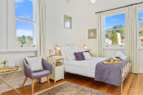Cygnet Old Bank B&B - Accommodation Kalgoorlie 1
