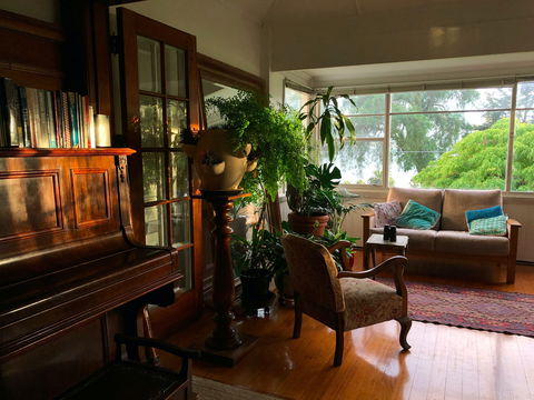 Eastern Beach Art House - Accommodation Kalgoorlie 4