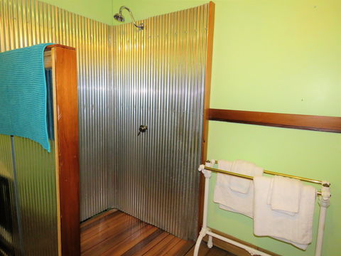 Fig Tree Retro Studio - Accommodation Kalgoorlie 9