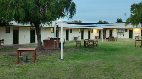 Anglers Inn - Accommodation Kalgoorlie 0
